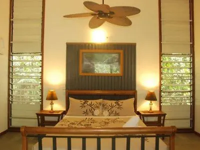 Heritage Lodge - In The Daintree